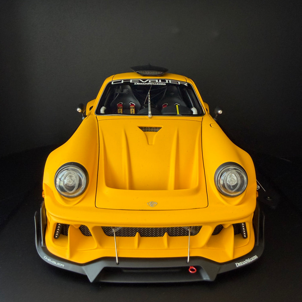 Porsche 911 Chevalier DreamWalkers Yellow 1:18 Resin Model – Limited Edition - Striking Yellow