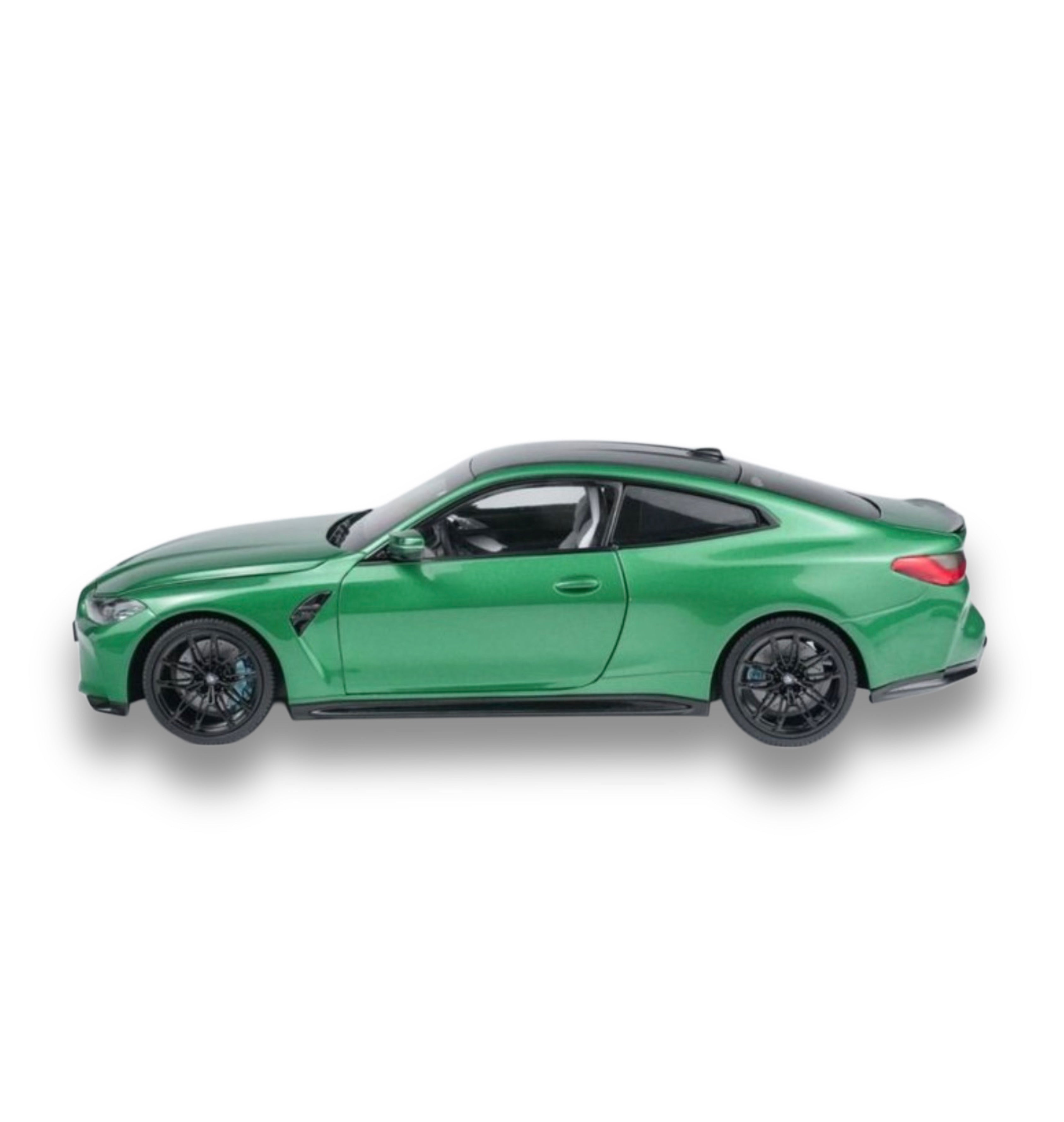 MiniChamps 1:18 BMW M4 2024 – HQ Diecast Model with Four Openings