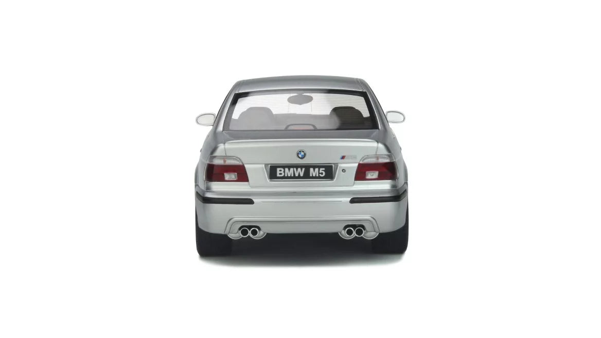 BMW E39 M5 Titanium Silver 2002 | 1:18 OttOmobile | Limited Edition to 3000 pcs