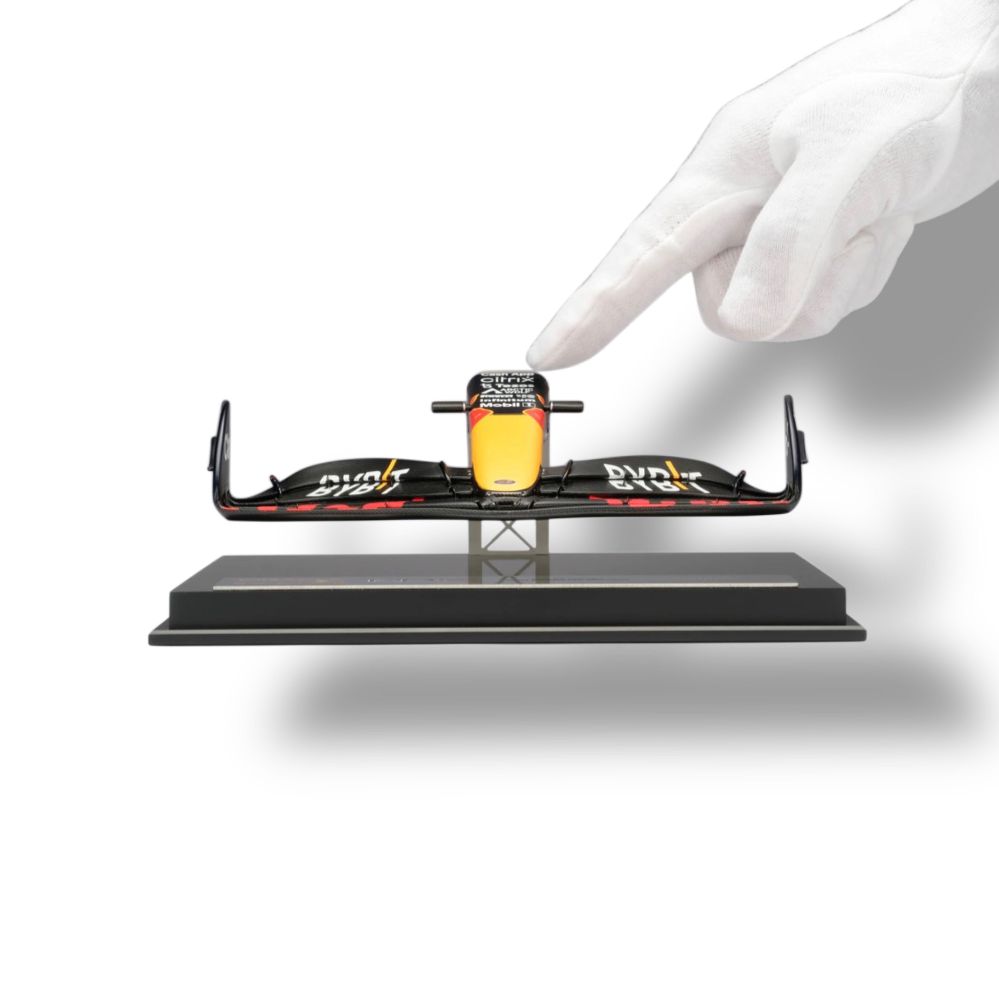 ORACLE RED BULL RACING RB18 NOSECONE | by Amalgam Collection | Scale 1:12