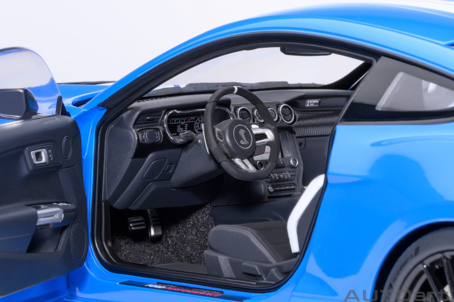 Ford Mustang Shelby GT500 Grabber Blue 1:18 | AUTOart