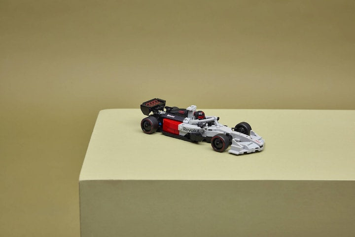 Audi Revolut F1® Team R26 Race Car | LEGO®