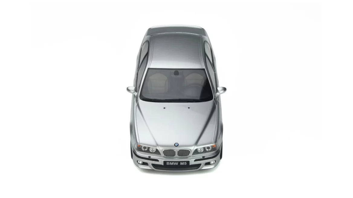 BMW E39 M5 Titanium Silver 2002 | 1:18 OttOmobile | Limited Edition to 3000 pcs